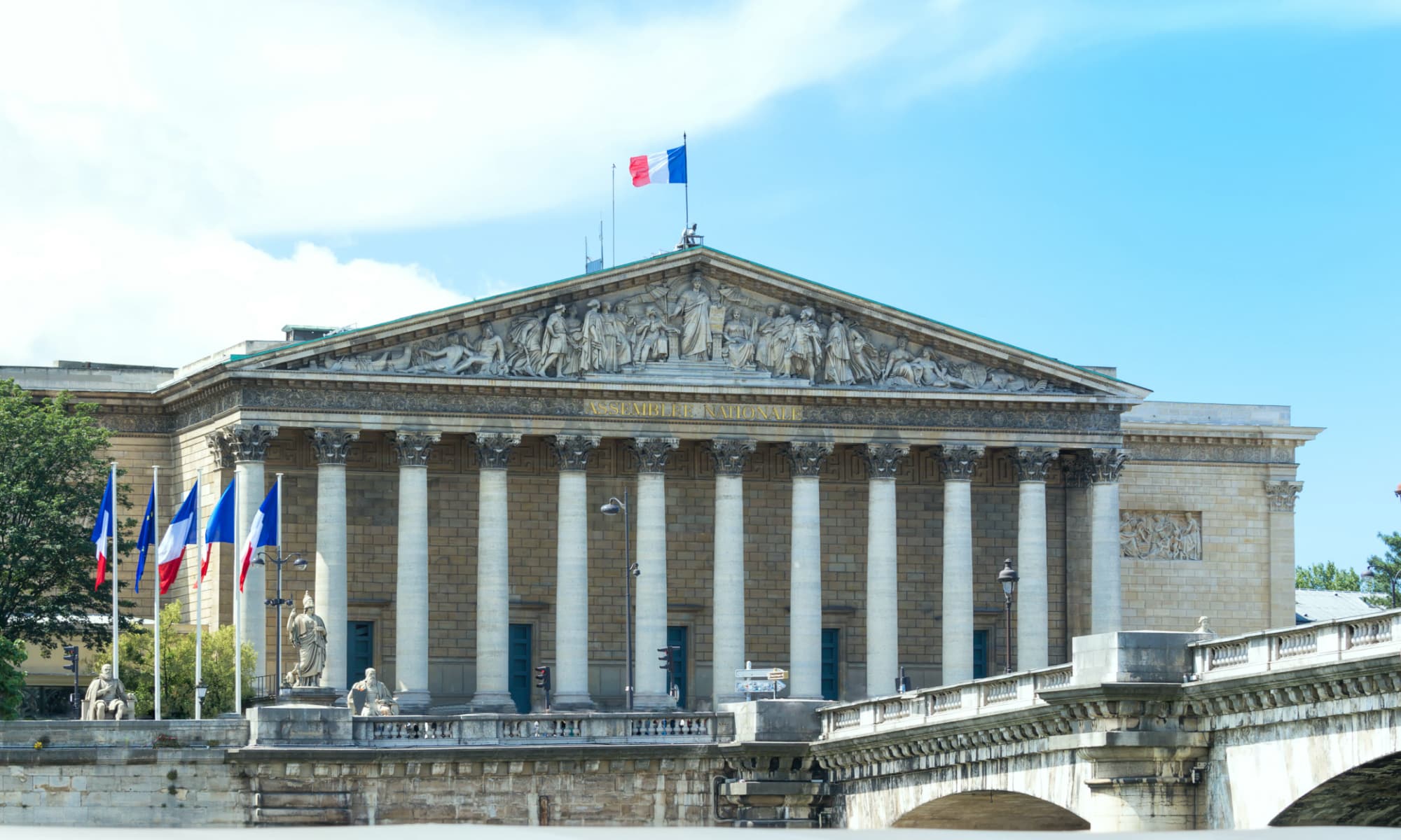 Dépistage, passeports, Alliances françaises… L’actualité politique du 2 au 10 juillet
