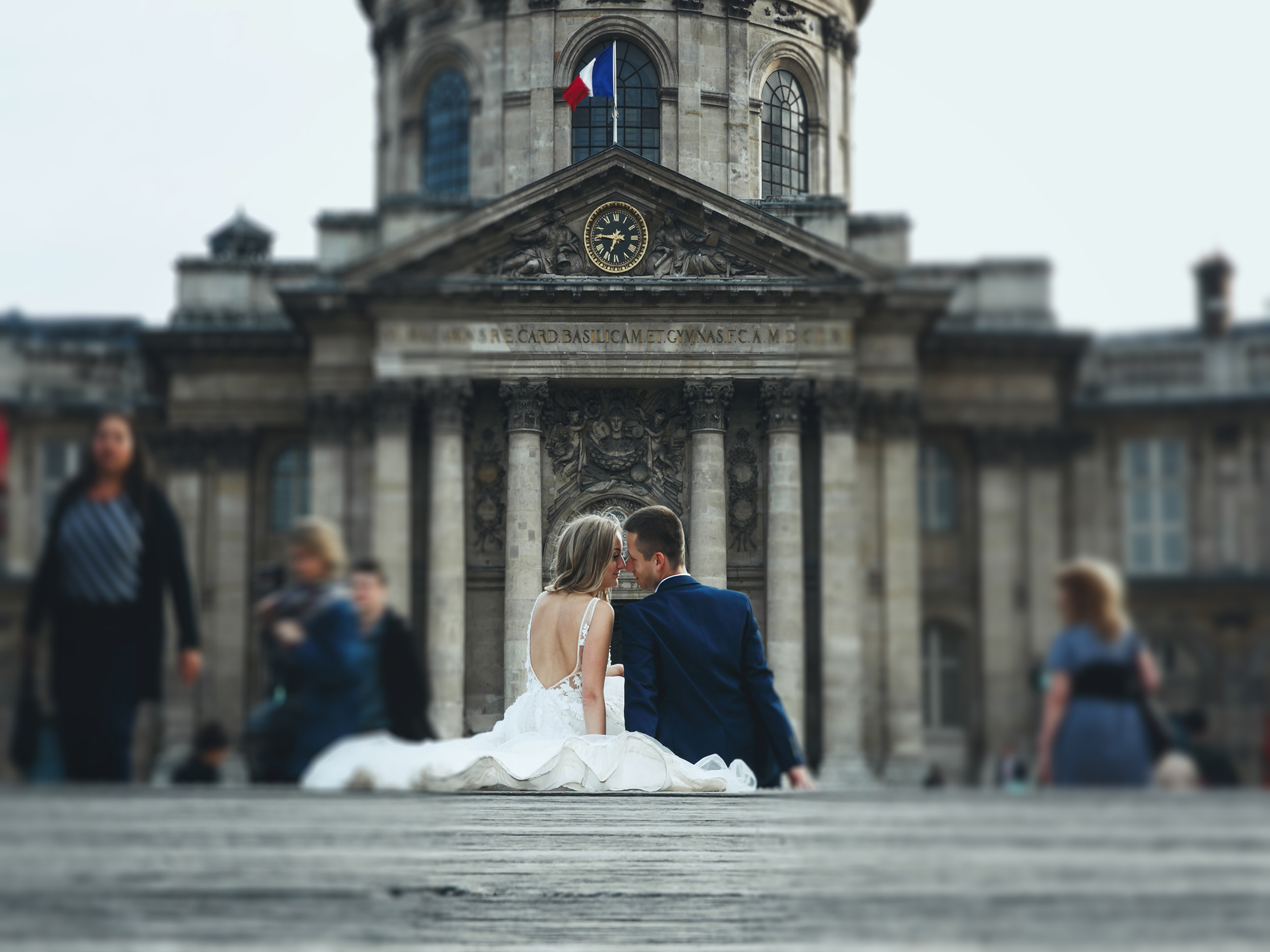 Le mariage, nouveau motif impérieux pour rentrer en France