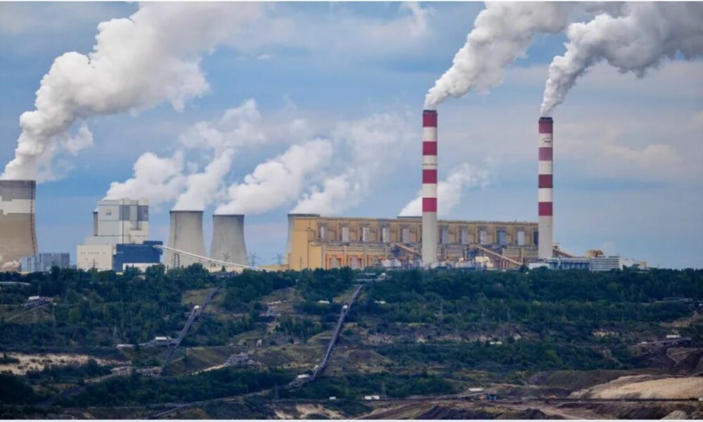 FranceInfo, Français du monde. “COP26 : la Pologne carbure toujours au charbon“