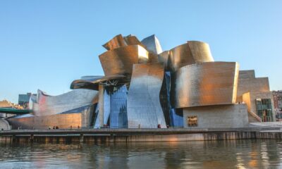 Une exposition de jean Dubuffet au musée Guggenheim de Bilbao