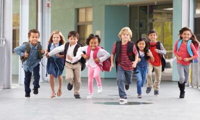 Les enfants étrangers adoptés par des familles françaises peuvent-ils accéder aux bourses de l'AEFE ?