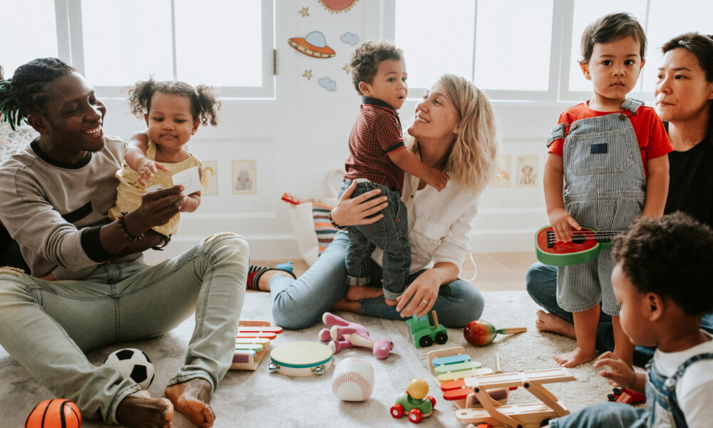 Crèches et garderie : Où faire ses premiers pas dans un environnement plurilingue ?