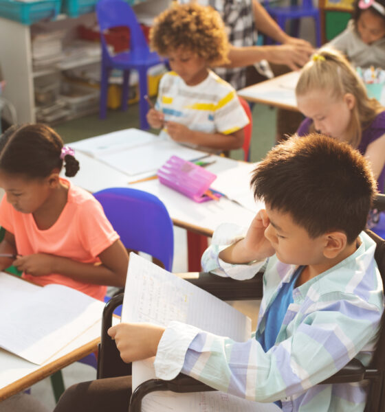 École inclusive : 59 élus des Français de l’étranger appellent à l’amélioration des dispositifs d’aides