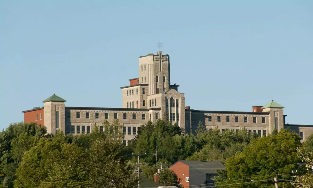 L’université de Moncton au Canada ouvre ses portes aux étudiants étrangers