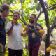 Vincent Mourou et Samuel Maruta ont passé des années à sillonner le Vietnam pour trouver les meilleurs producteurs de cacao.