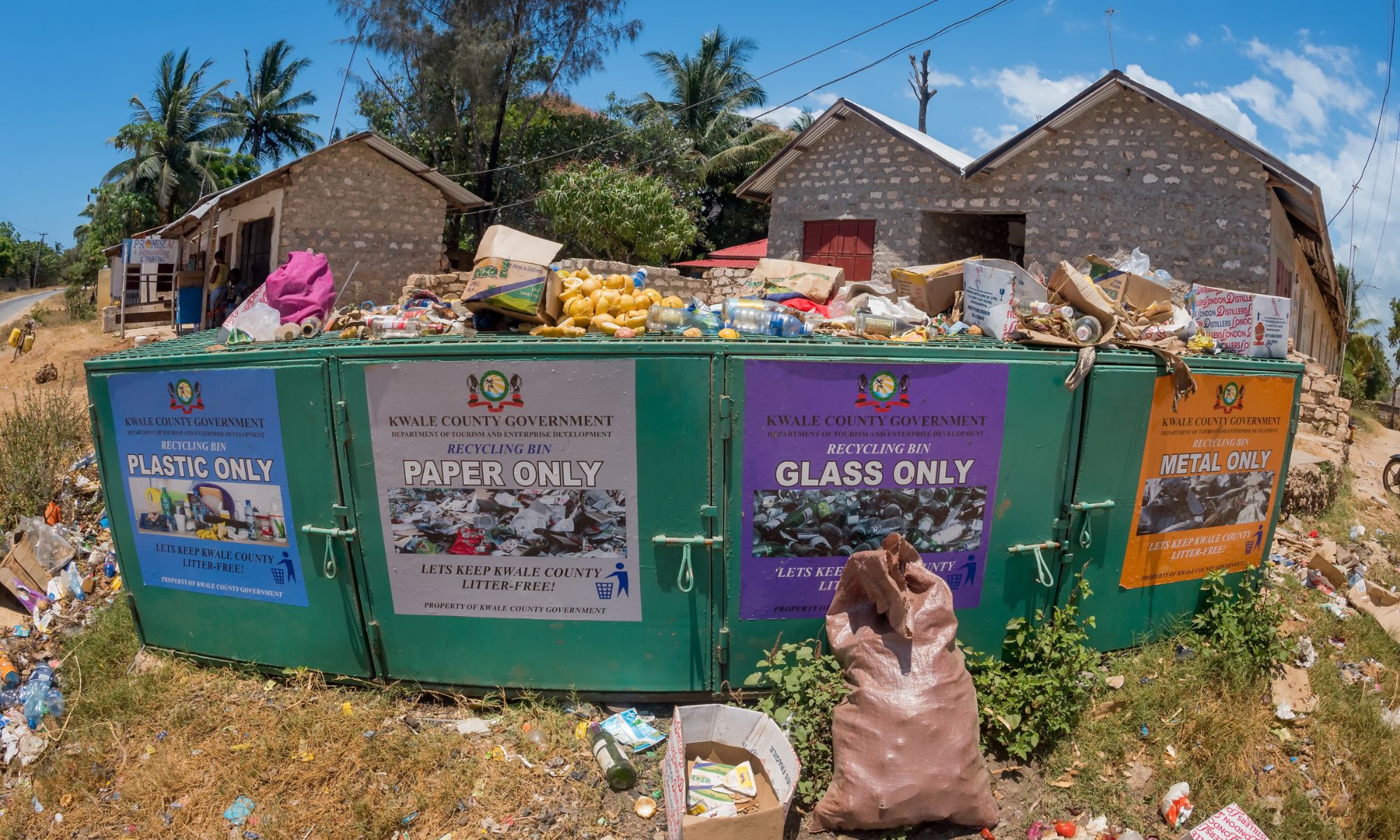 FranceInfo, Français du monde. Kenya : vers la fin de la pollution plastique ?