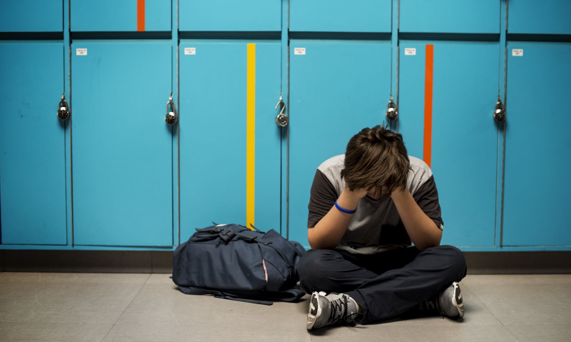 Quid des enquêtes sur le harcèlement scolaire au sein des établissements de l’AEFE ?