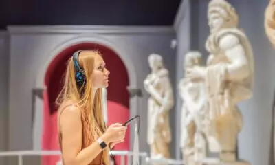 Pass culture : le ministère de la Culture réfléchit à un « équivalent » pour les jeunes Français de l’étranger
