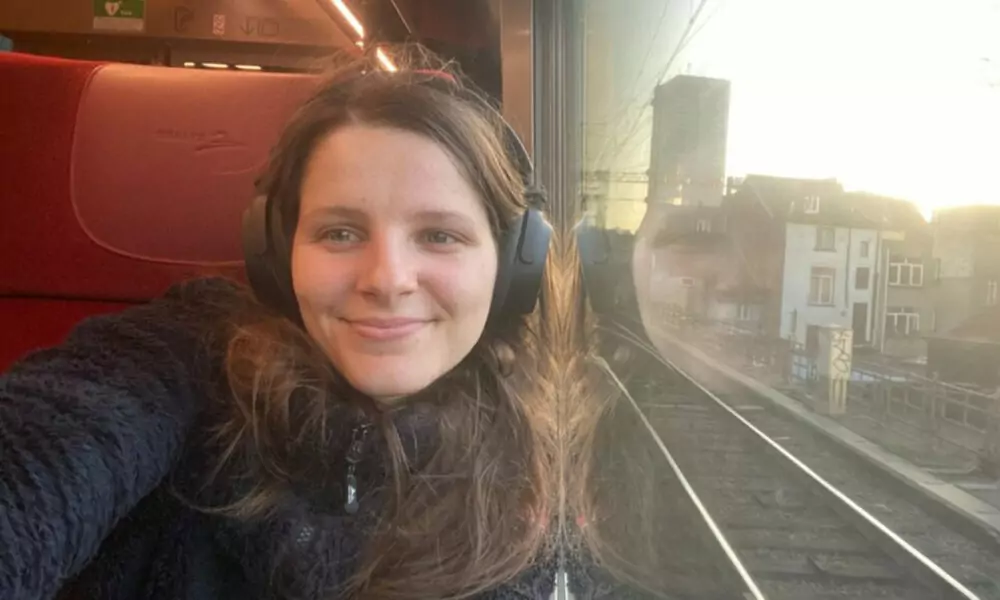 Vivre à l’étranger sans prendre l’avion : le pari de Séverine Lemaire