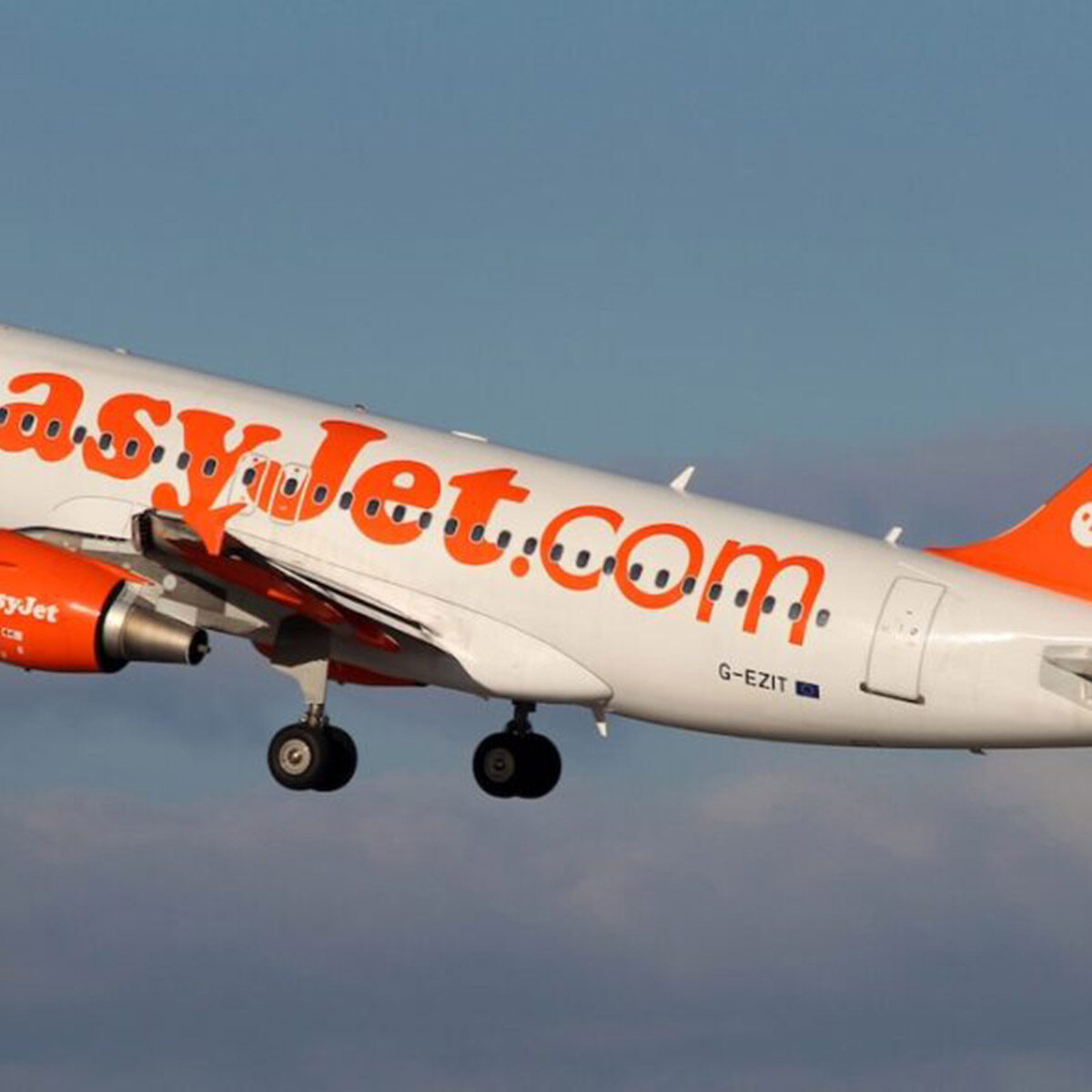 EasyJet lance de trois nouvelles lignes vers la France depuis Londres,  Birmingham et Manchester - Journal des Franais  l'tranger