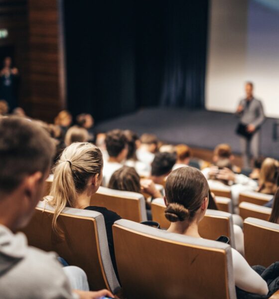 Enseignants-chercheurs : quand l’étranger devient une étape de carrière